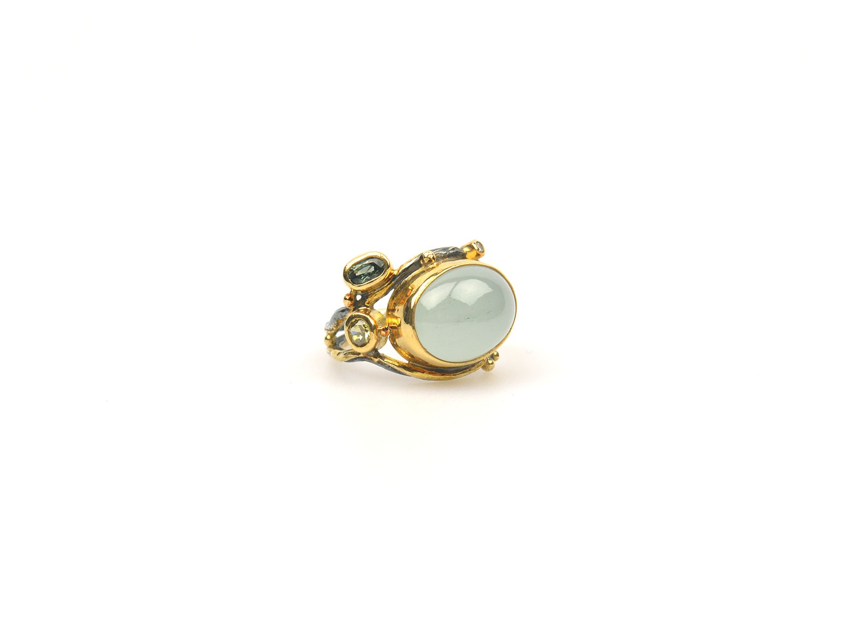 vooroordeel Relatief Alfabet Double Seafire ring met aquamarijn, roze en groene saffier en 2 diamanten -  leonore sieraden