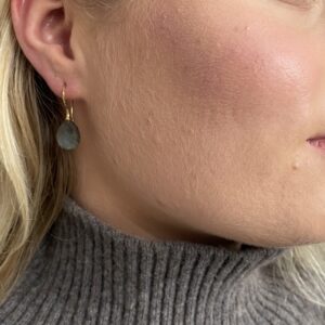 Nova, oorsieraad labradoriet