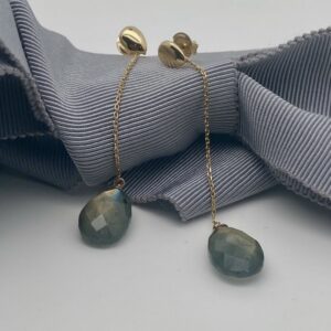 Noya, oorsieraad labradoriet