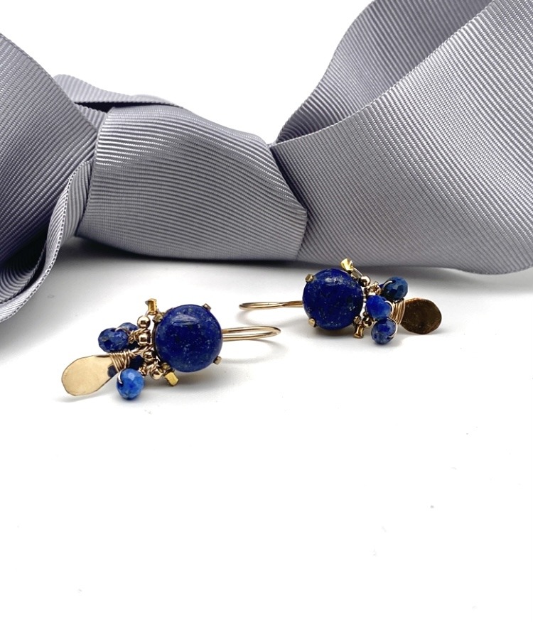 Lo, oorsieraad Lapis Lazuli