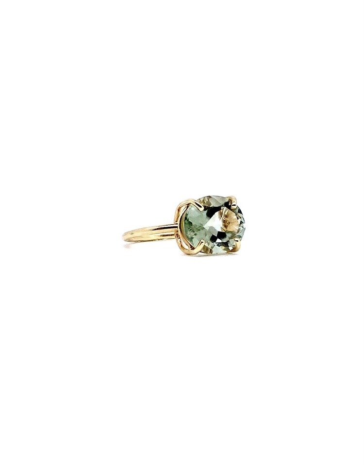 Nicolette Stoltze, ring prasioliet